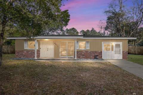 2821 NE 17Th Ter, home for sale in Gainesville 32609