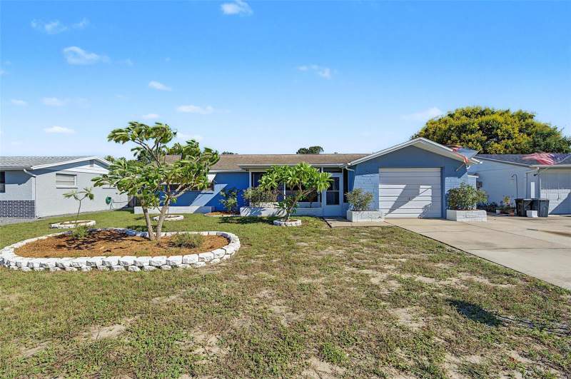 2 bedroom Single Family Residence at 7805 Sue Ellen Drive, Gulf Highlands, Port Richey — photo 2