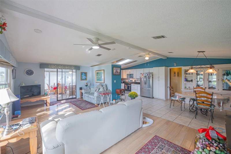 2 bedroom Manufactured Home at 25007 Bellevue, Plantation At Leesburg, Leesburg — photo 3