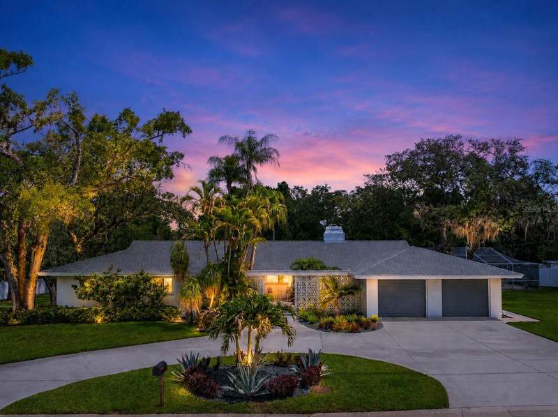 5 bedroom Single Family Residence at 1350 FAIRWAY DRIVE, FAIRWAY ESTATES 4TH ADD, DUNEDIN — photo 1