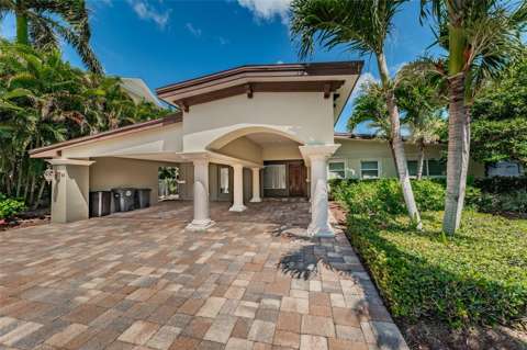 52 N Pine Circle, home for sale in Belleair 33756