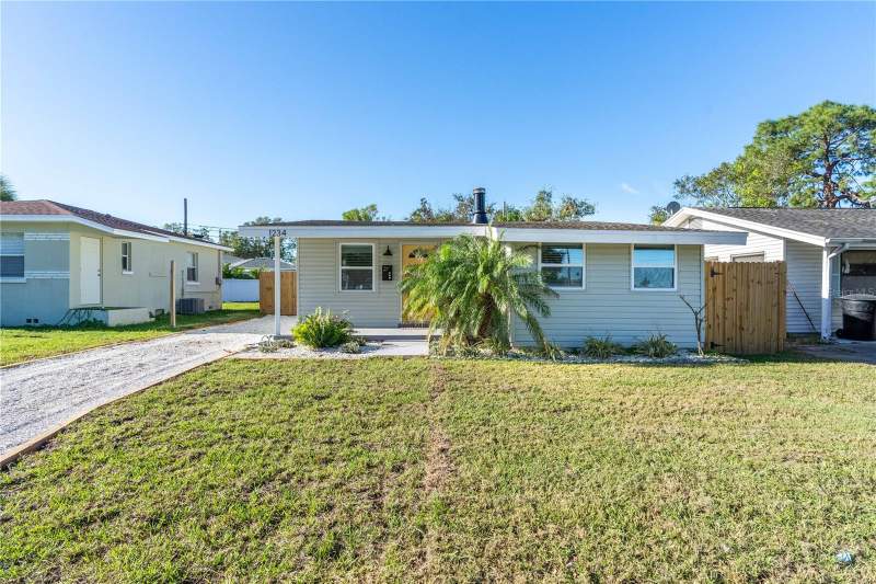 3 bedroom Single Family Residence at 1234 29TH STREET, FLORAL VILLA ESTATES, ST PETERSBURG — photo 2