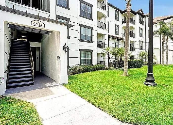 Isles Cay Commons
