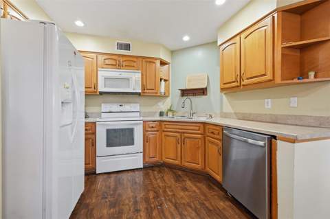 4478 Oak Arbor Circle, Orlando FL - photo 12 of 24
