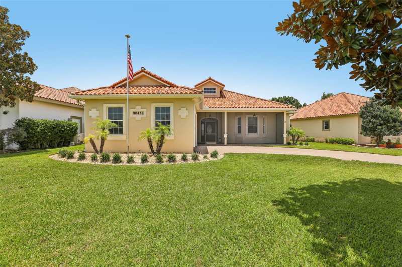 3 bedroom Single Family Residence at 30418 Island Club Drive, Deer Island Club Pt Rep A Tr C-1, Deer Island — photo 1