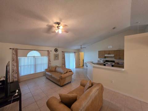 907 Stockport Drive, Kissimmee FL - photo 8 of 19