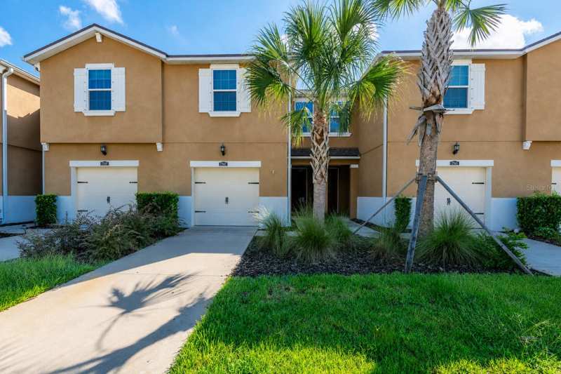 3 bedroom Townhouse at 17847 Althea Blue Place, Lakeshore Preserve, Lutz — photo 1