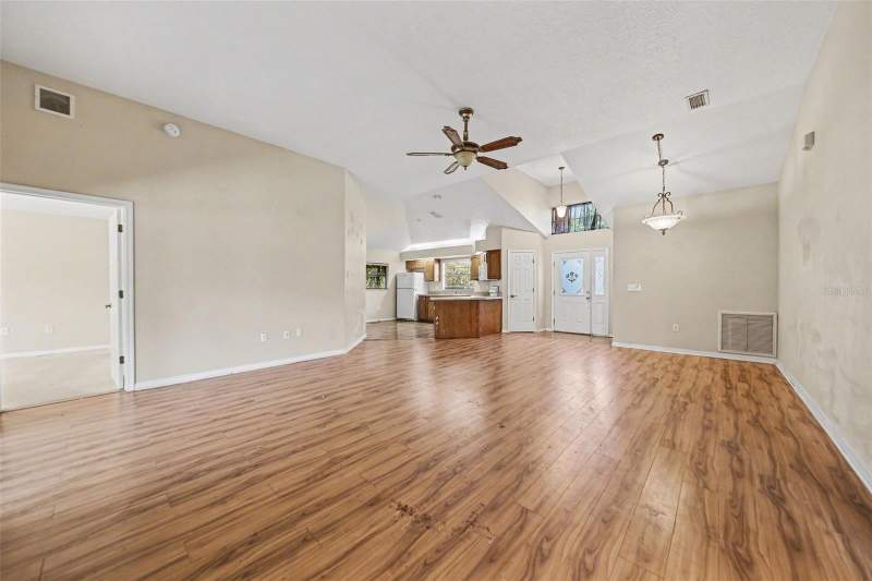 3 bedroom Single Family Residence at 4750 ABACO DRIVE, TAVARES GROVES AT BAYTREE PH 02 LT 71 PB, TAVARES — photo 4
