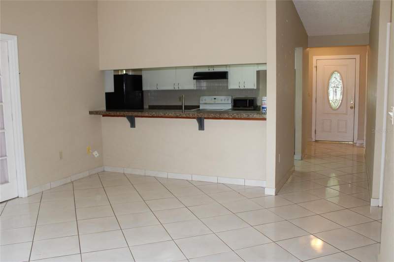 4 bedroom Single Family Residence at 6121 56th Avenue, Pinellas Farms, St Petersburg — photo 3