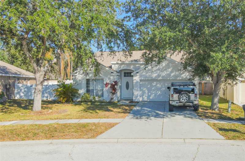 3 bedroom Single Family Residence at 10606 Walker Vista Drive, South Pointe Ph 1A 1B, Riverview — photo 1
