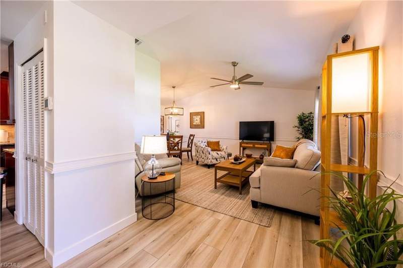 3 bedroom Single Family Residence at 420 SW 37th Street, Cape Coral, Cape Coral — photo 4