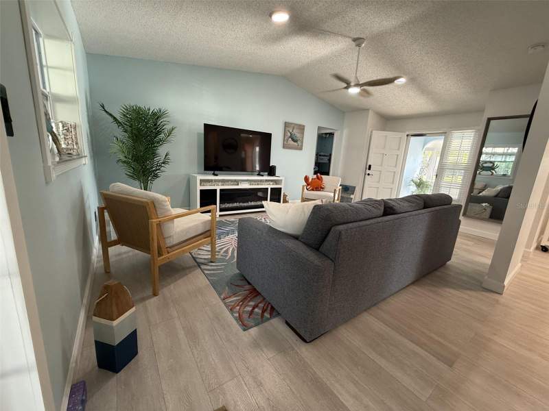 3 bedroom Single Family Residence at 10026 83rd Circle, Bent Tree Estates East, Seminole — photo 3