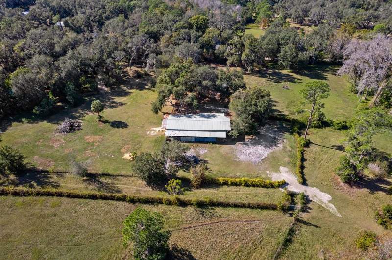4 bedroom Single Family Residence at 27910 Debbie Road, 0001, Okahumpka — photo 5