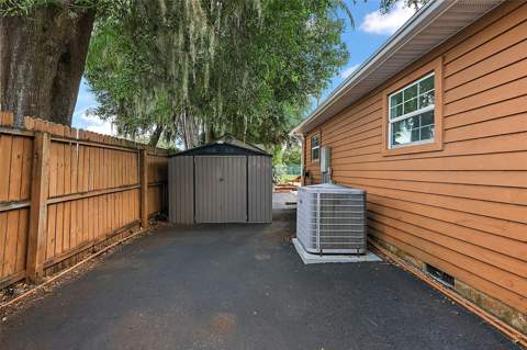 507 Lakeshore Drive, Eustis FL - photo 9 of 58