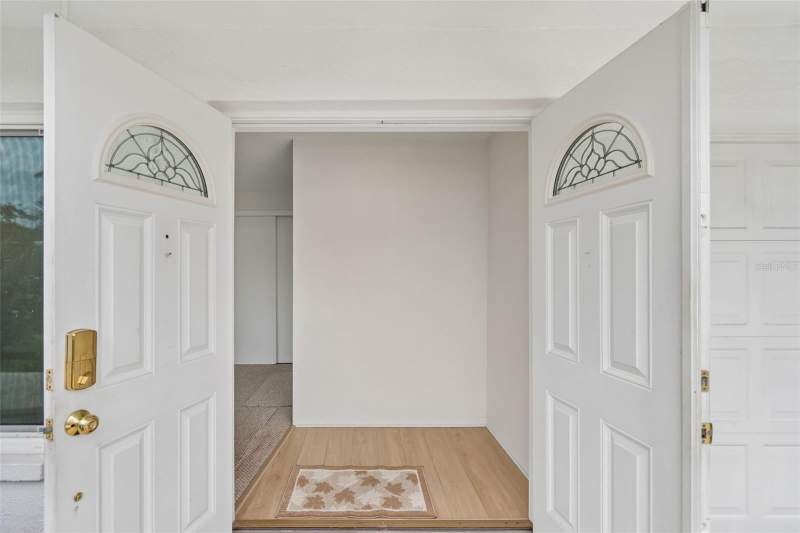 2 bedroom Single Family Residence at 14142 90th Avenue, Tamarac By The Gulf 1st Add, Seminole — photo 3