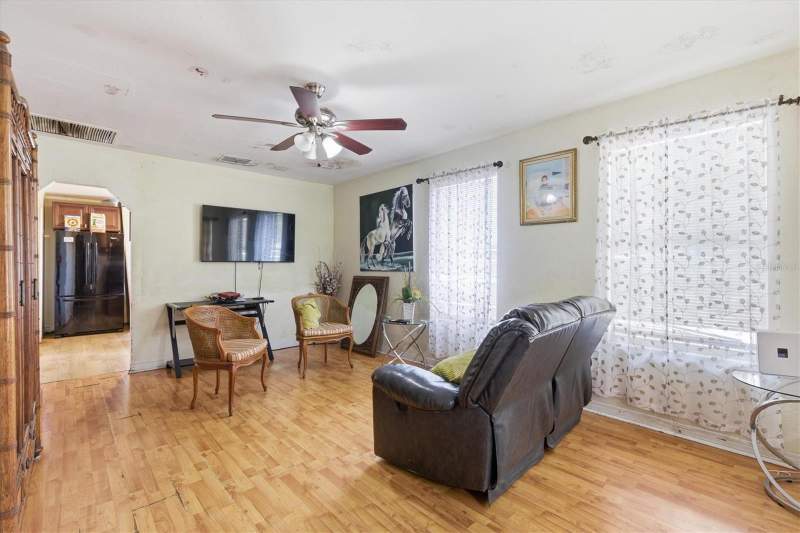 4 bedroom Single Family Residence at 301 N 26TH STREET #A, EAST TAMPA BLOCKS 1 TO 40, TAMPA — photo 4