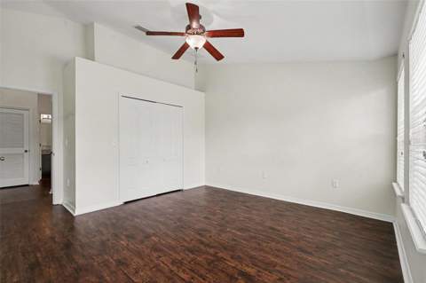5520 Kinglethill Drive, Lithia FL - photo 13 of 33