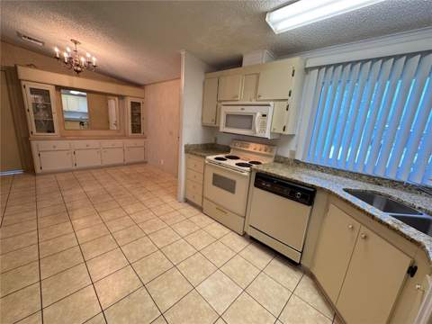 25100 Pine Hill, Leesburg FL - photo 22 of 99