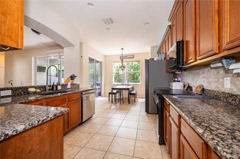 9808 Bennington Chase Drive, Orlando FL - photo 6 of 25