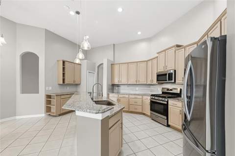 219 Ronja Lane, Valrico FL - photo 6 of 6