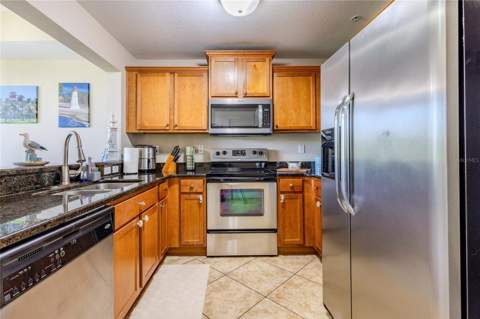 3259 Mangrove Point Drive, Ruskin FL - photo 10 of 47