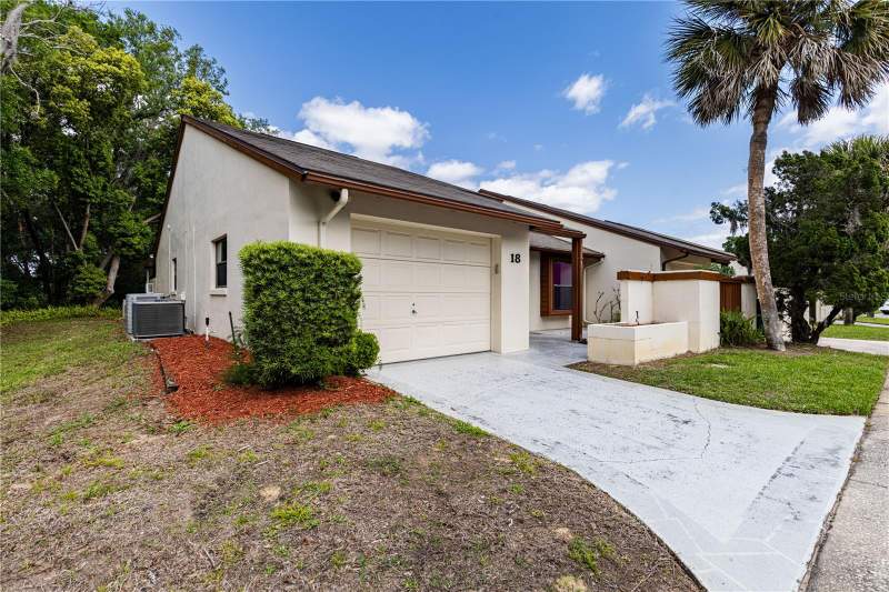 2 bedroom Villa at 2681 Washington Avenue #18, Eustis Willow Crest Sub, Eustis — photo 2