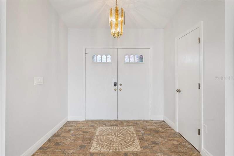 3 bedroom Single Family Residence at 7095 Beardsley Street, Port Charlotte Sec 064, Englewood — photo 2