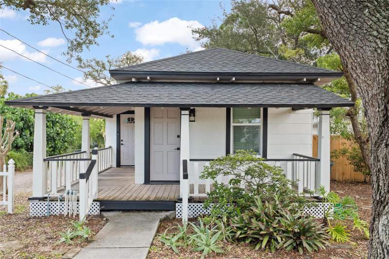 2 bedroom Single Family Residence at 136 N Ring Avenue, Cheyneys J K Sub, Tarpon Springs — photo 4