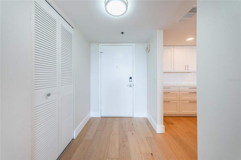 2 bedroom Condominium at 6322 Palma Del Mar Boulevard #705, Palma Del Mar IV, St Petersburg — photo 4