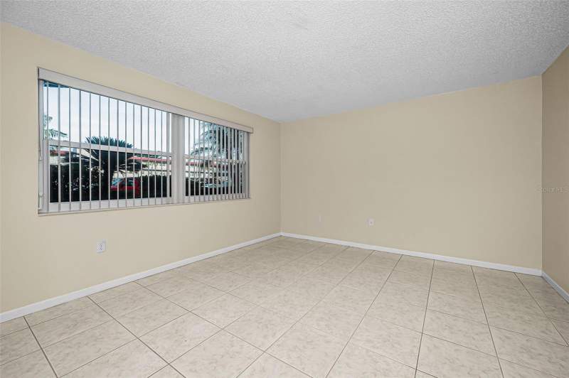 1 bedroom Condominium at 5750 80th Street #D101, Five Towns Of St Pete, St Petersburg — photo 4