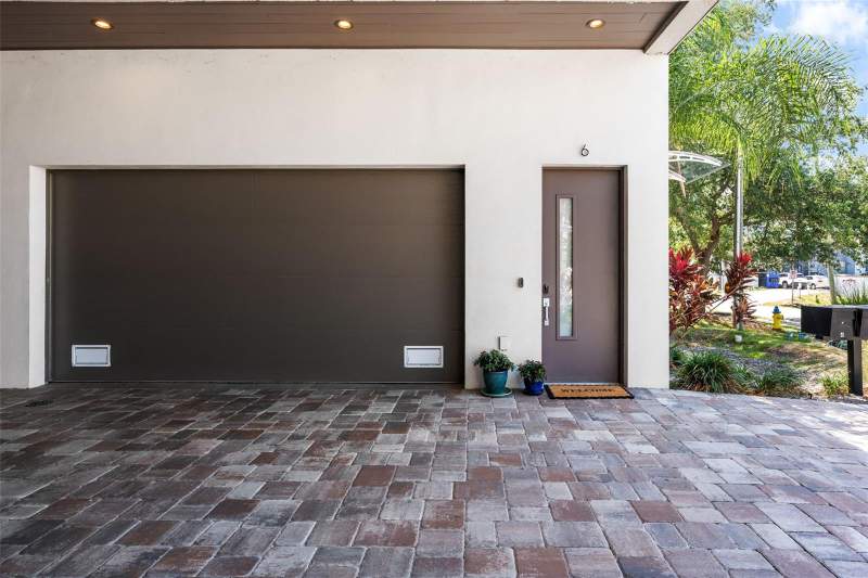 3 bedroom Townhouse at 4910 W McElroy Avenue #6, McElroy Ave Twnhms, Tampa — photo 3