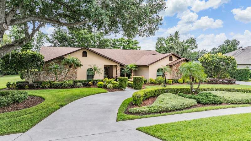 4 bedroom Single Family Residence at 13203 Spindlewyck Cove, Waterford On The Alafia, Riverview — photo 3