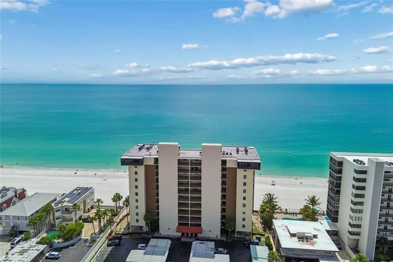 Shores Of Madeira Condo