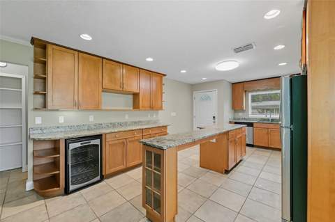 28042 Lois Drive, Tavares FL - photo 11 of 46