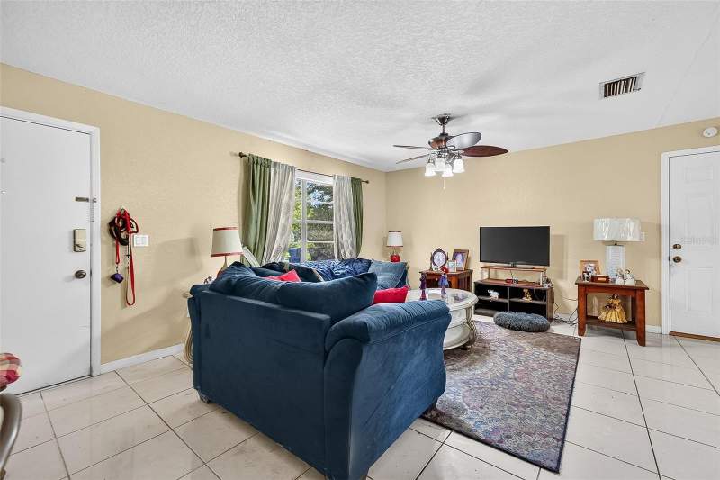 3 bedroom Single Family Residence at 1917 Cedarbrooke Drive, Livingston Unit 03 A, Lutz — photo 5
