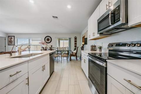 32325 Wishing Haven Drive, San Antonio FL - photo 9 of 59