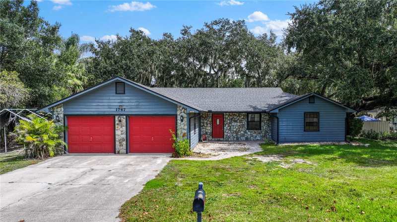3 bedroom Single Family Residence at 1747 King Edward Drive, Kings Pt Sub, Kissimmee — photo 1