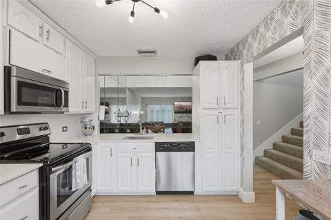 6140 Sun Boulevard #7, St Petersburg FL - photo 6 of 6