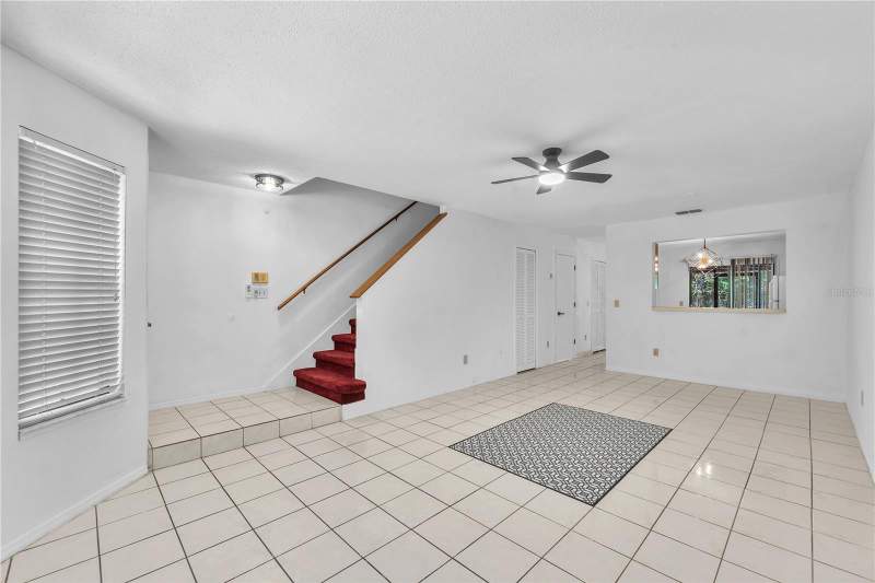 2 bedroom Condominium at 5100 Burchette Road #1004, Faircrest II A Condo, Tampa — photo 5
