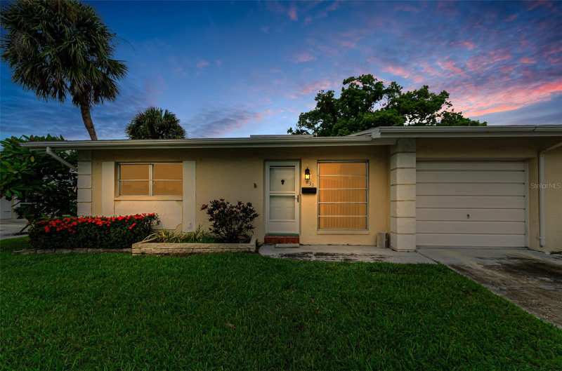 2 bedroom Villa at 830 Cambridge Court, Heather Hill Apts, Dunedin — photo 1