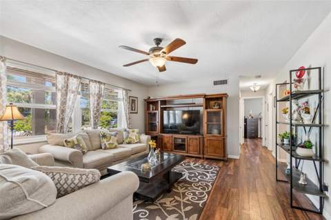 2085 68th Avenue, St Petersburg FL - photo 6 of 6