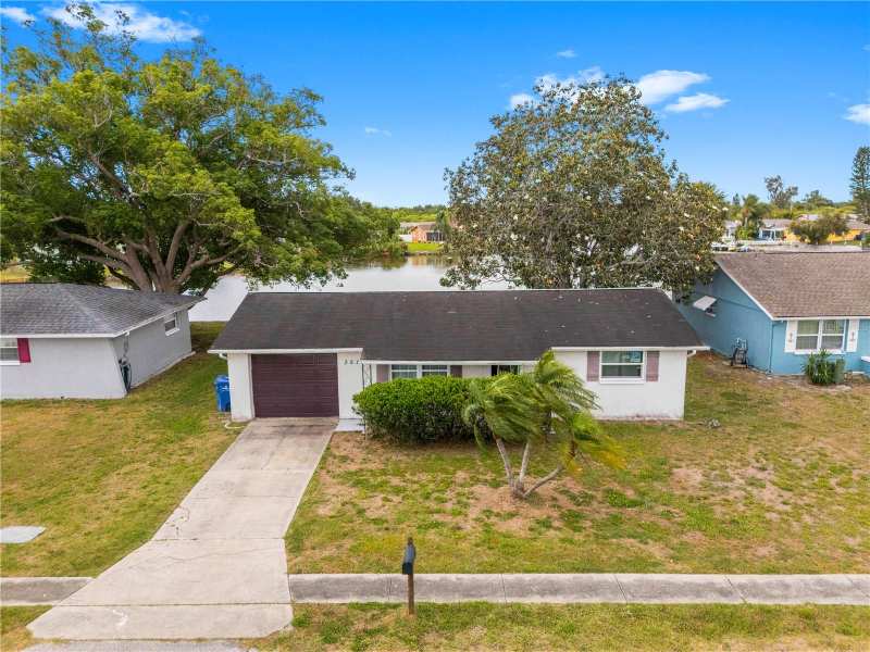2 bedroom Single Family Residence at 3510 Wilson Drive, Tahitian Dev Sub, Holiday — photo 1