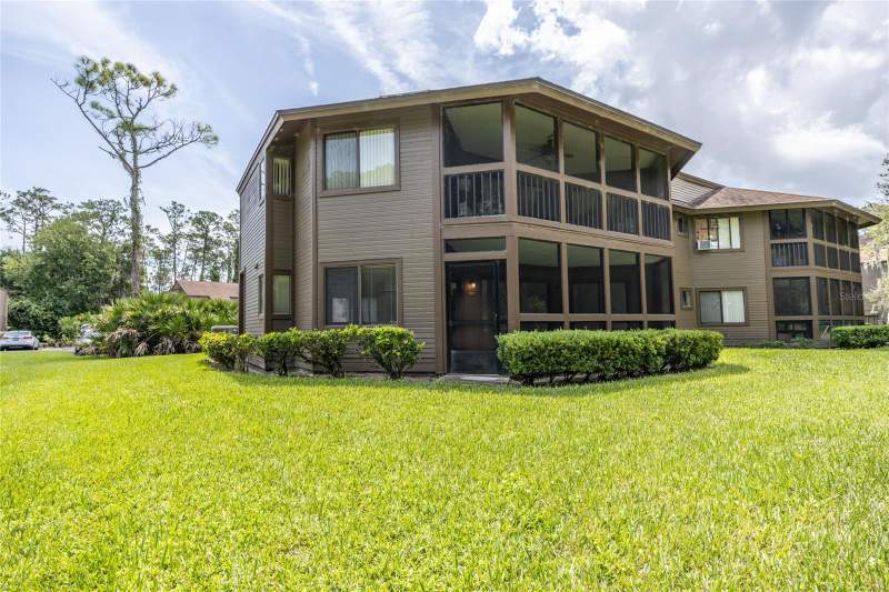 3 bedroom Condominium at 9 Southbury Court #9, Woodhaven, Palm Coast — photo 3