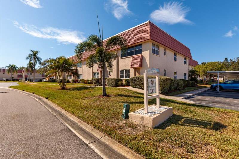 2 bedroom Condominium at 10036 63rd Avenue #17, Long Bayou, St Petersburg — photo 3