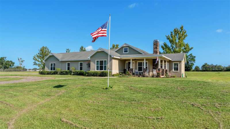 4 bedroom Single Family Residence at 36431 Florrie Mae Lane, Dade City, Dade City — photo 1