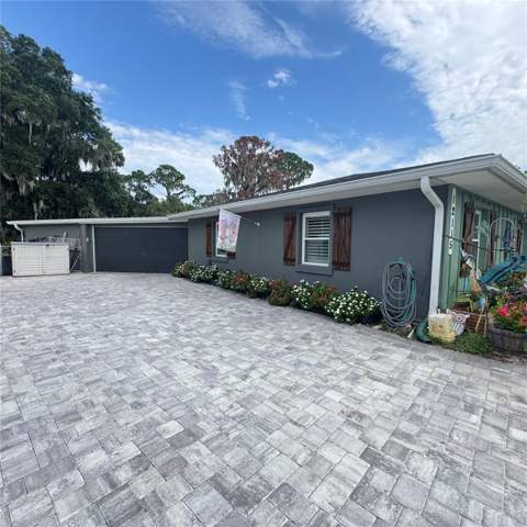 12115 Virginia Drive, Leesburg FL - photo 14 of 92