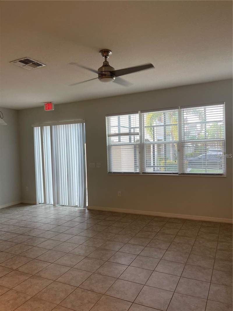 4 bedroom Townhouse at 3129 Tocoa Circle, Compass Bay Unit 3, Kissimmee — photo 4