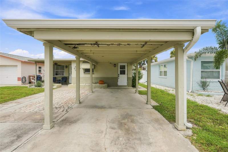 2 bedroom Single Family Residence at 13313 2nd Street, Pages Rep Of Mitchells Beach, Madeira Beach — photo 5