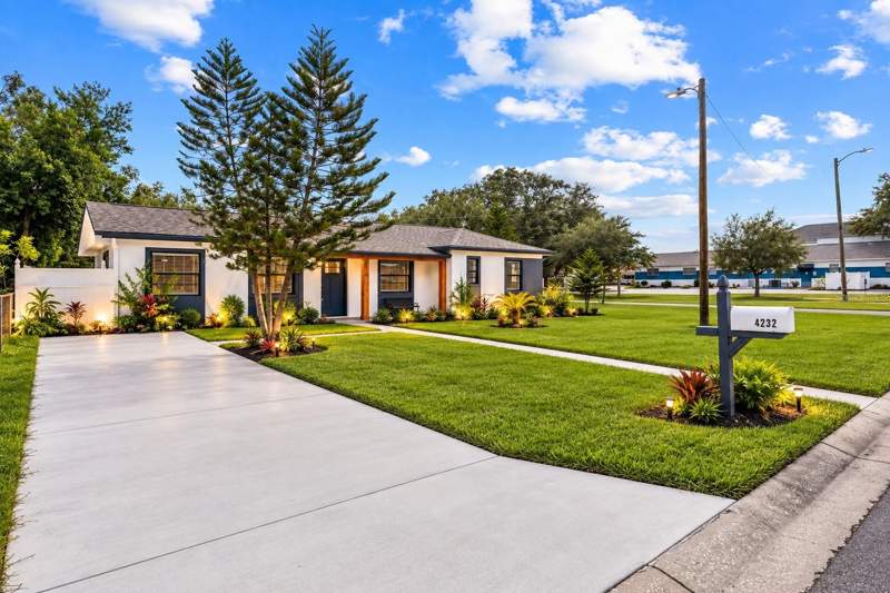 3 bedroom Single Family Residence at 4232 W Bay View Avenue, Norma Park Sub, Tampa — photo 4