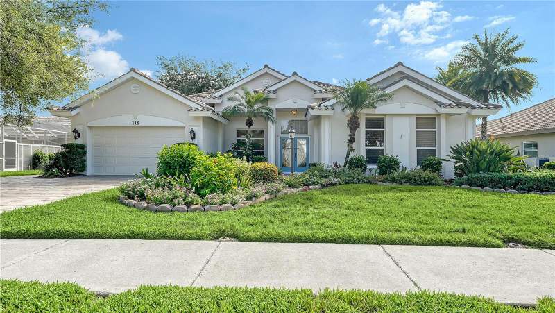 3 bedroom Single Family Residence at 116 Ventana Way, Venice Golf & Country Club, Venice — photo 2